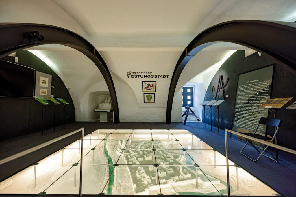 Geschichte hautnah erleben im Kruzitürken-Museum der Pfeilburg
