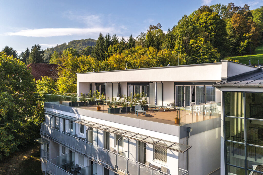 Terrasse von der Privatklinik Kastanienhof Graz